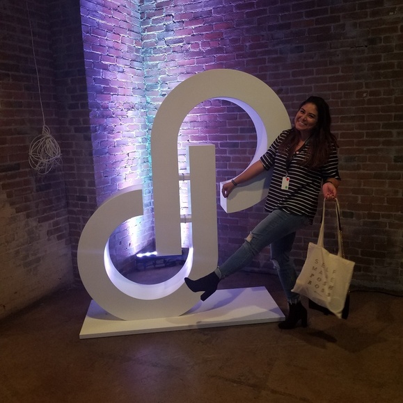 HI EVERYONE๐ค - Picture 2 of 5